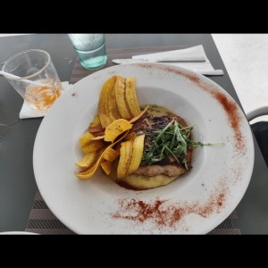 Filete de Pescado en salsa de coco y mango