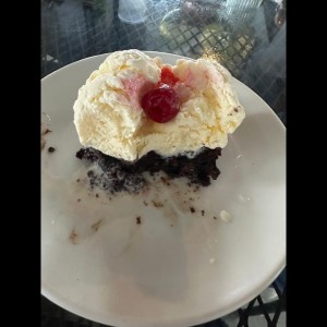 Postres - Brownies con helado