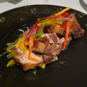 Entradas Calientes - Ceviche de Porkbelly