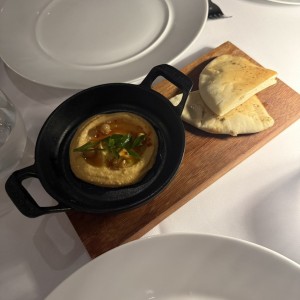 Hummus de la casa