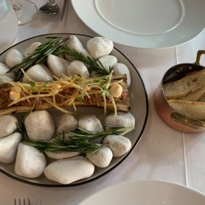 Tuetano con tartar de steak