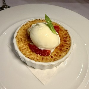 Creme Brulee de vainilla flambeada