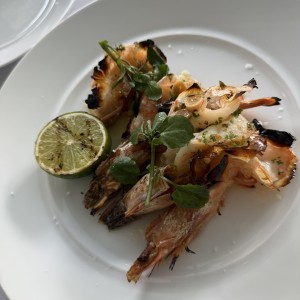 Langostinos jumbo a la brasa