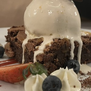 POSTRES - Traditional Brownie