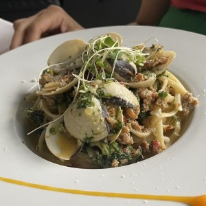 Pastas - Sausage Vongole