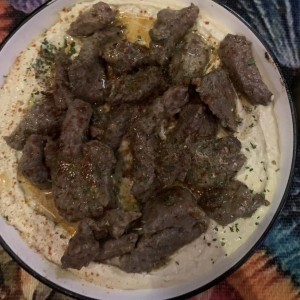 Humus con filete