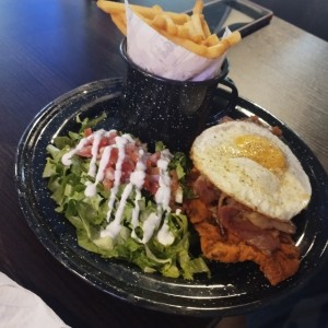 Filete de res a caballo