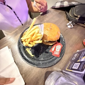 Burgers - Fosters Classic
