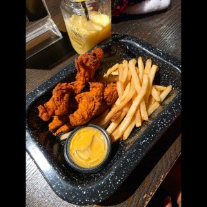 Chicken Finger con Papas