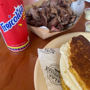 Cachapa con doble queso