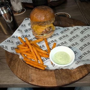 PLATOS PRINCIPALES - HAMBURGUESA SALVAJE