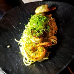 Spaghettini al olio con langostinos