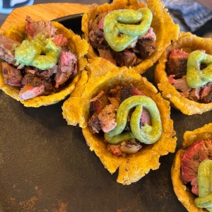 Patacones con carne