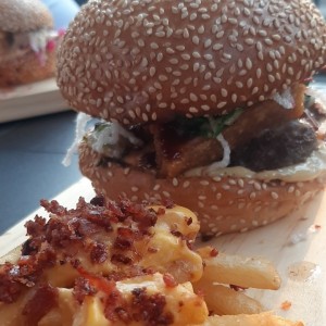 CHINESE BURGER