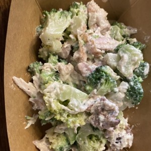 Ensalada de pollo con brocoli 
