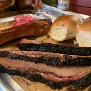 Briskets y costillas