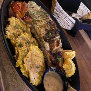Pescado Entero a la Brasa