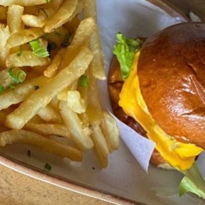 Hamburguesa con papas