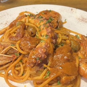 Spaghetti Al Frutti Di Mare