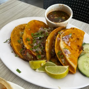 Queso taco con Consome