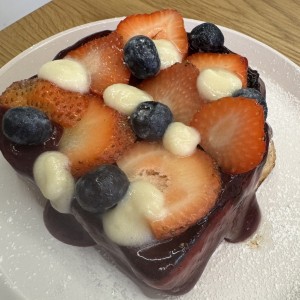 Berries french toast