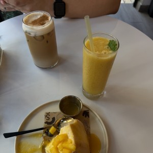 Dirty Chai y Licuado de Maracuya