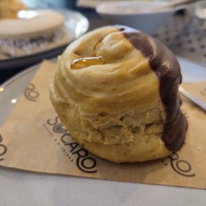 Profiteroles