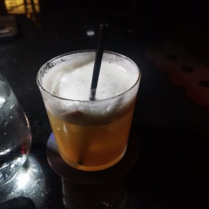 Amaretto sour
