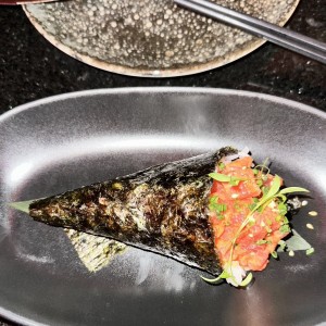 Temaki de atun