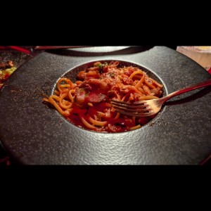 Linguini a la amatriciana con crispy pork belly