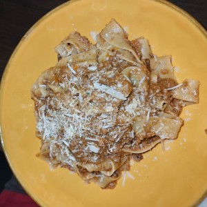 fettuccini al cordero