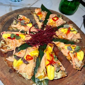 Sushi pizza