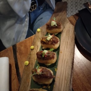 Yuquitas con Pork belly