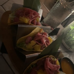 Tacos de salmon