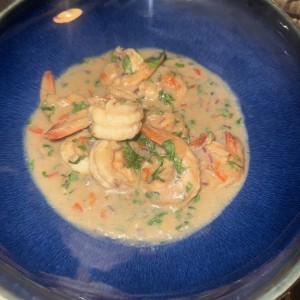 Encocada de camarones 