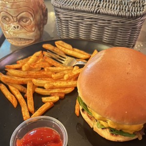 Platos Fuertes - HAMBURGUESA JUNGLE