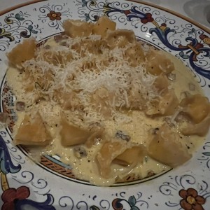 Capelletti alla Carbonara Romana