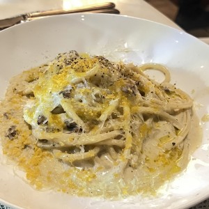 PASTA LUNGA - Bucatini alla Gricia