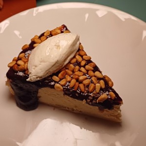 DOLCI - Mascarpone Bruciato Cheesecake