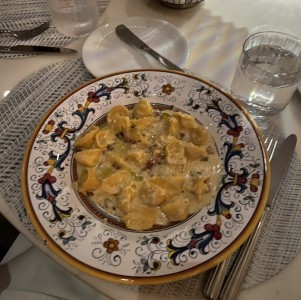 Cappelletti Alla Carbonara Romana