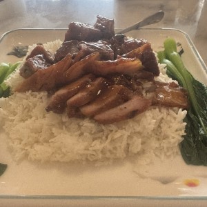 Arroz Con Costilla Asada y puercl liso