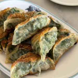 Dumpling de puerco con cebollina