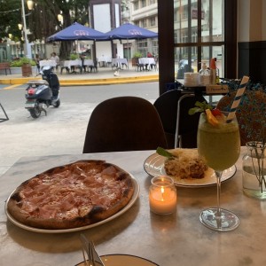Pizza y lasagna