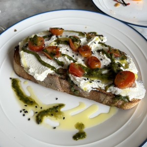 Las Tostadas - Tostado de Ricotta