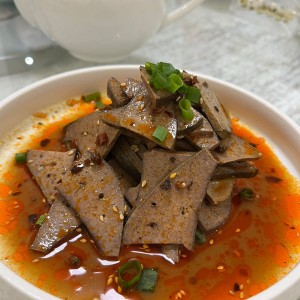 Higado de cerdo con pimiento verde