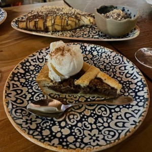 Calzoncino Ferrero / Pecan Pie