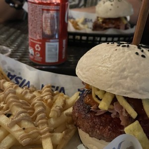 Hou Mei burger week 2025