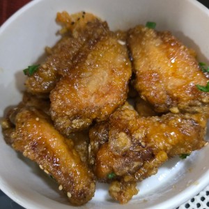 Platos - Honey Butter Wings