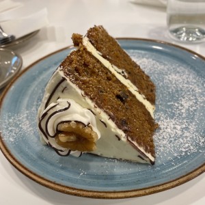 Dulce de zanahoria con crema