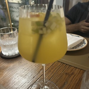 Sangria blanca